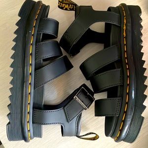Brand new sandals !